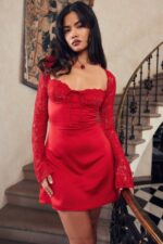House of CB одећу 68JT308 јенница мини хаљина од сатена и чипке црвене руже - Image 2