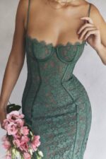 House of CB одећу 68JT383 јоелле форест чипкана миди хаљина - Image 7