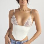 House of CB одећу 68JT53 емилее корсет од сатена и чипке боје слоноваче